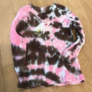 Barley worn Tie dye shirt with crochet pig